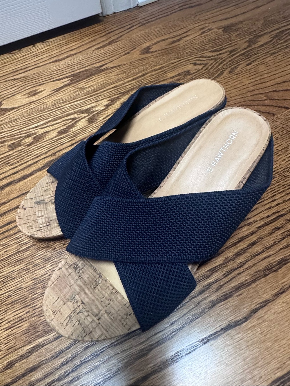 Women’s 41 Hawthorn Cross-Band Slip-On cork heel / Sandals — Navy size 9